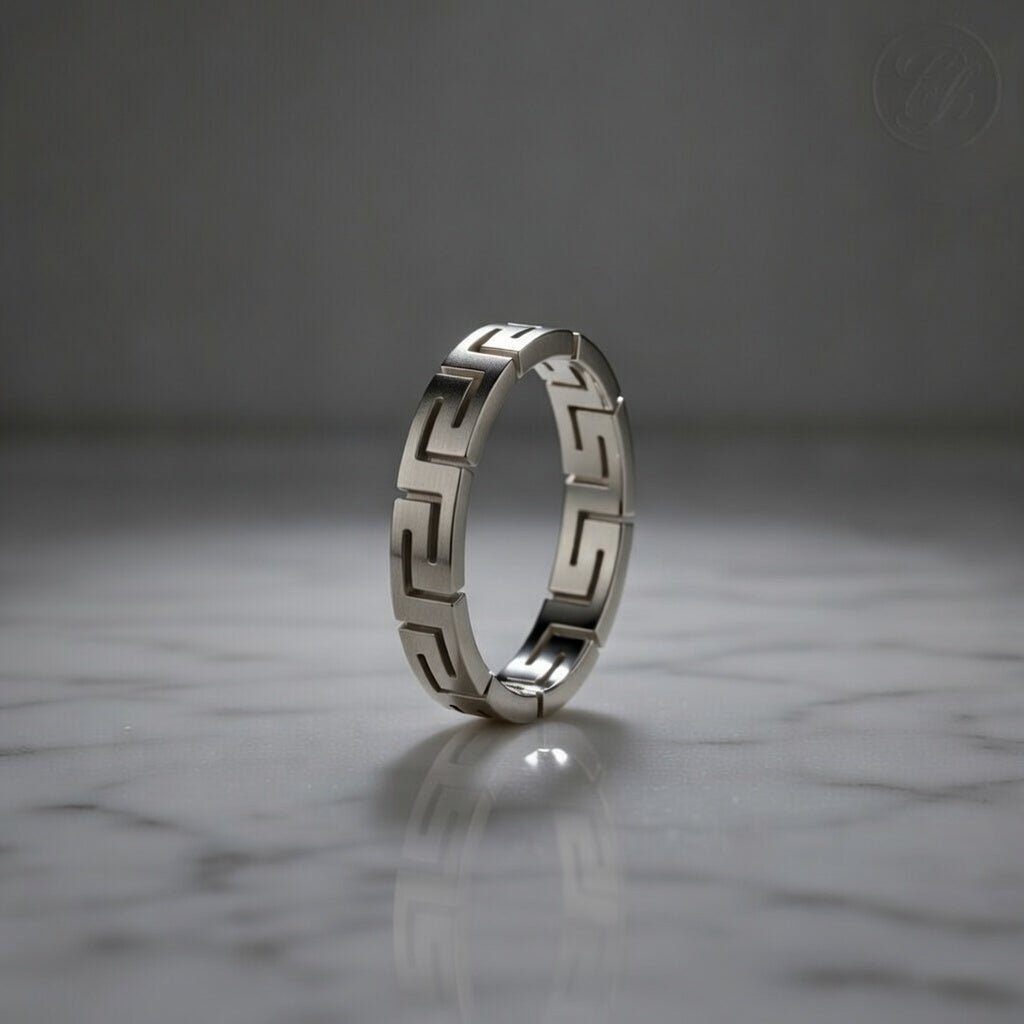 Elite Pillar Ring