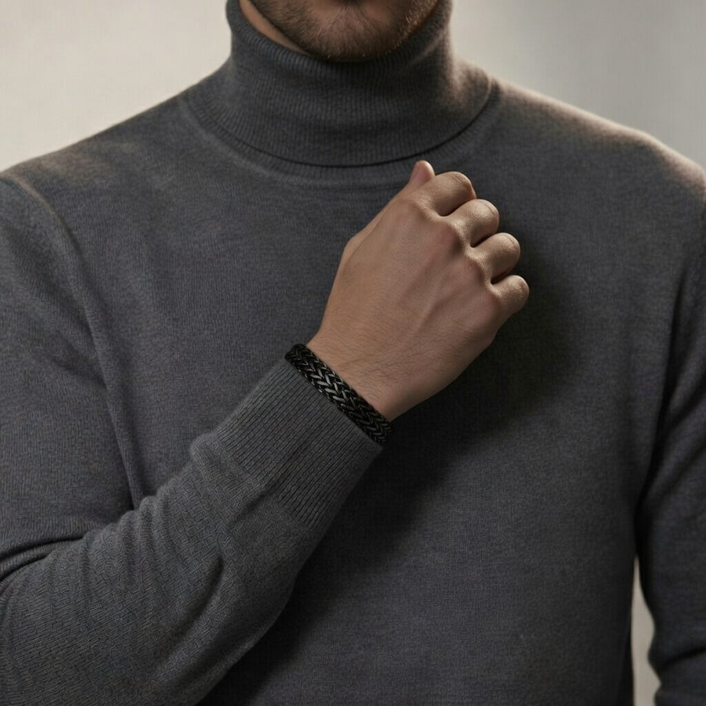 Noble Knot Bracelet (Black)